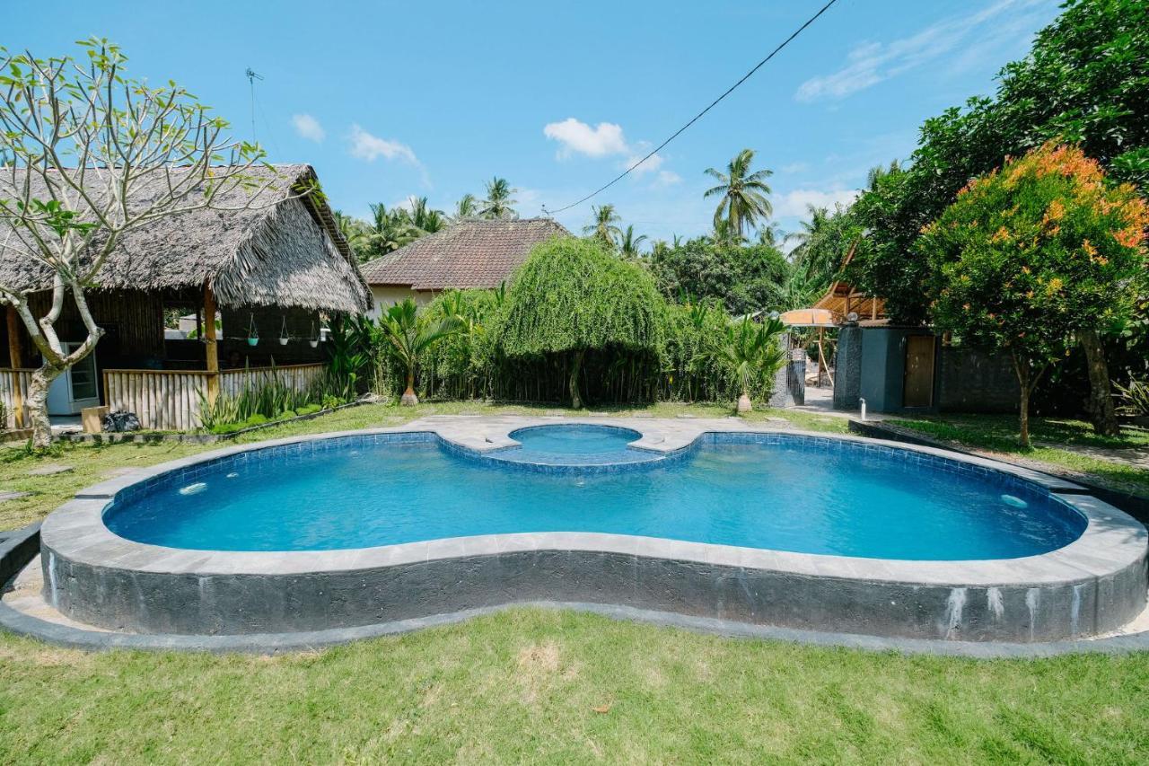 Adi Bungalow Nusa Penida Redpartner Ped 外观 照片