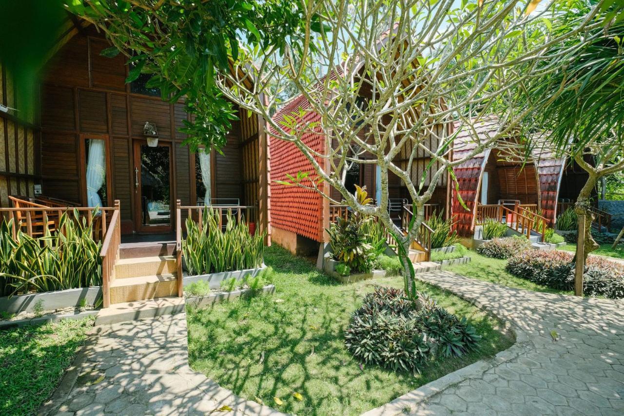 Adi Bungalow Nusa Penida Redpartner Ped 外观 照片